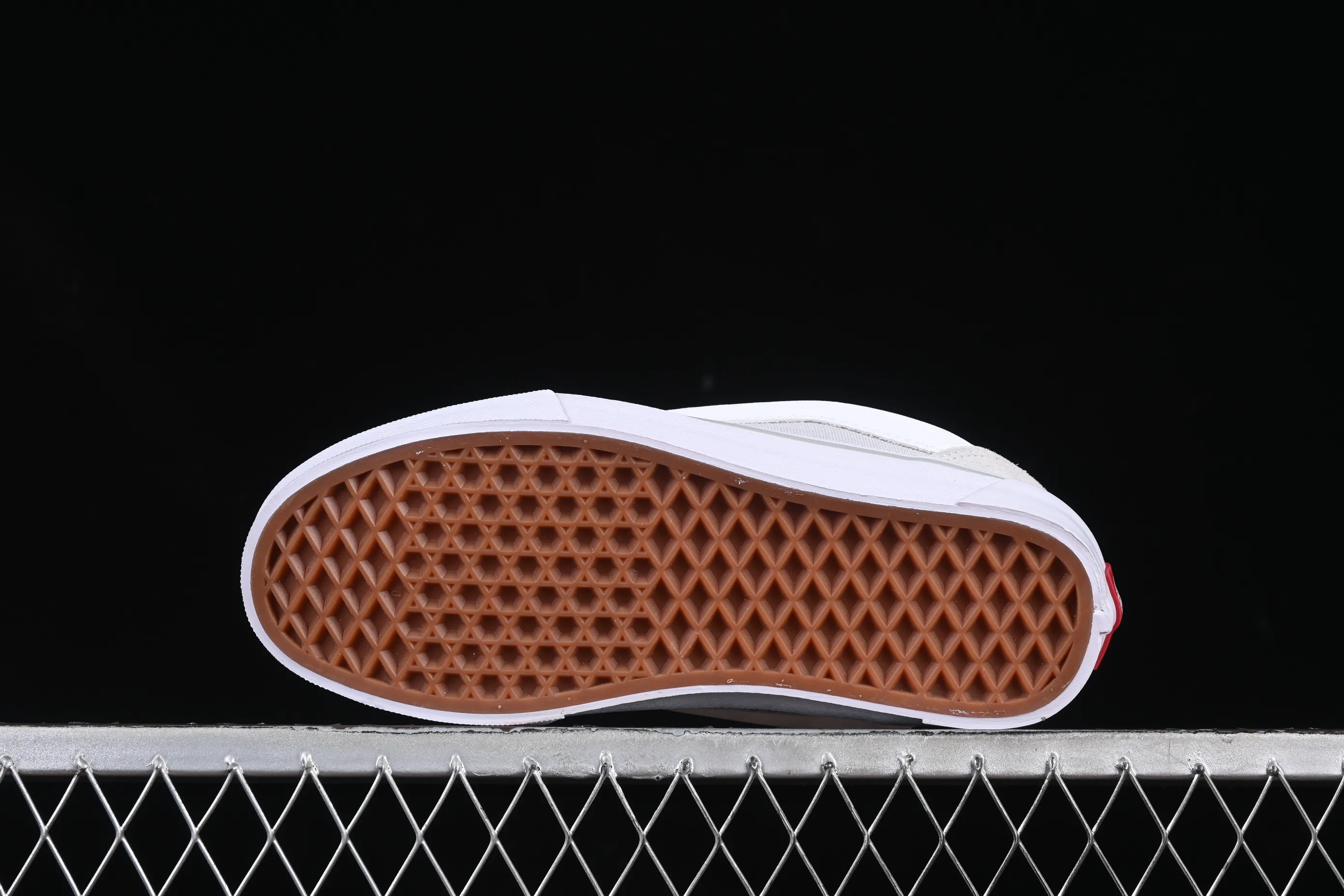 All categories Vans Vans series Vans Low Vans low-top Vans Knu Skool Vans low-top retro casual fat bread shoes VN000CRPBWD